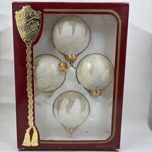 VTG The Victoria Collection Glass Christmas Ornaments 4 White Gold Rauch USA EUC